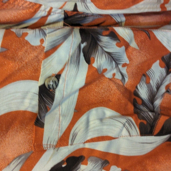 Scandia Woods Men's Size XLG Button Front Hawaiian Floral Print Shirt - Picture 6 of 8